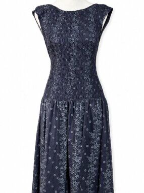 UNIVERSAL THREAD Smocked Cotton Blue Floral Print Midi Dress, Size Small